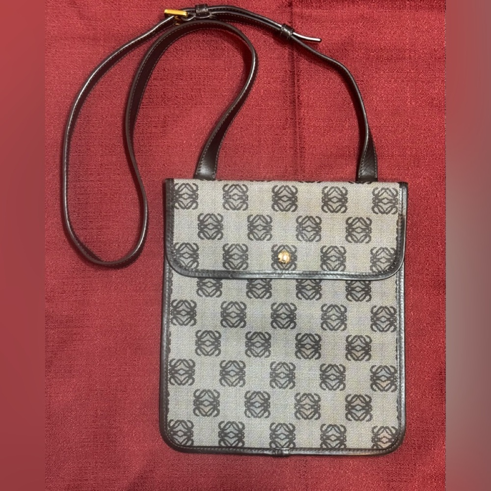 Loewe Anagram Vintage Leather Coated canvas bag